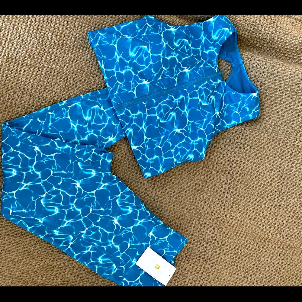 Buff Bunny Aqua- Leggings Only